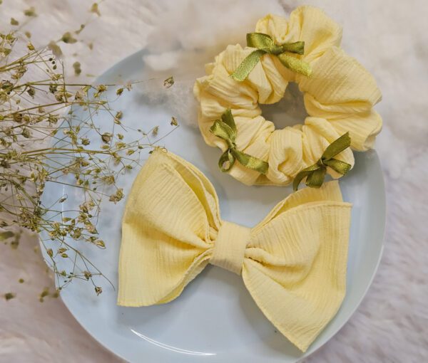 Golden Bloom Hair Set